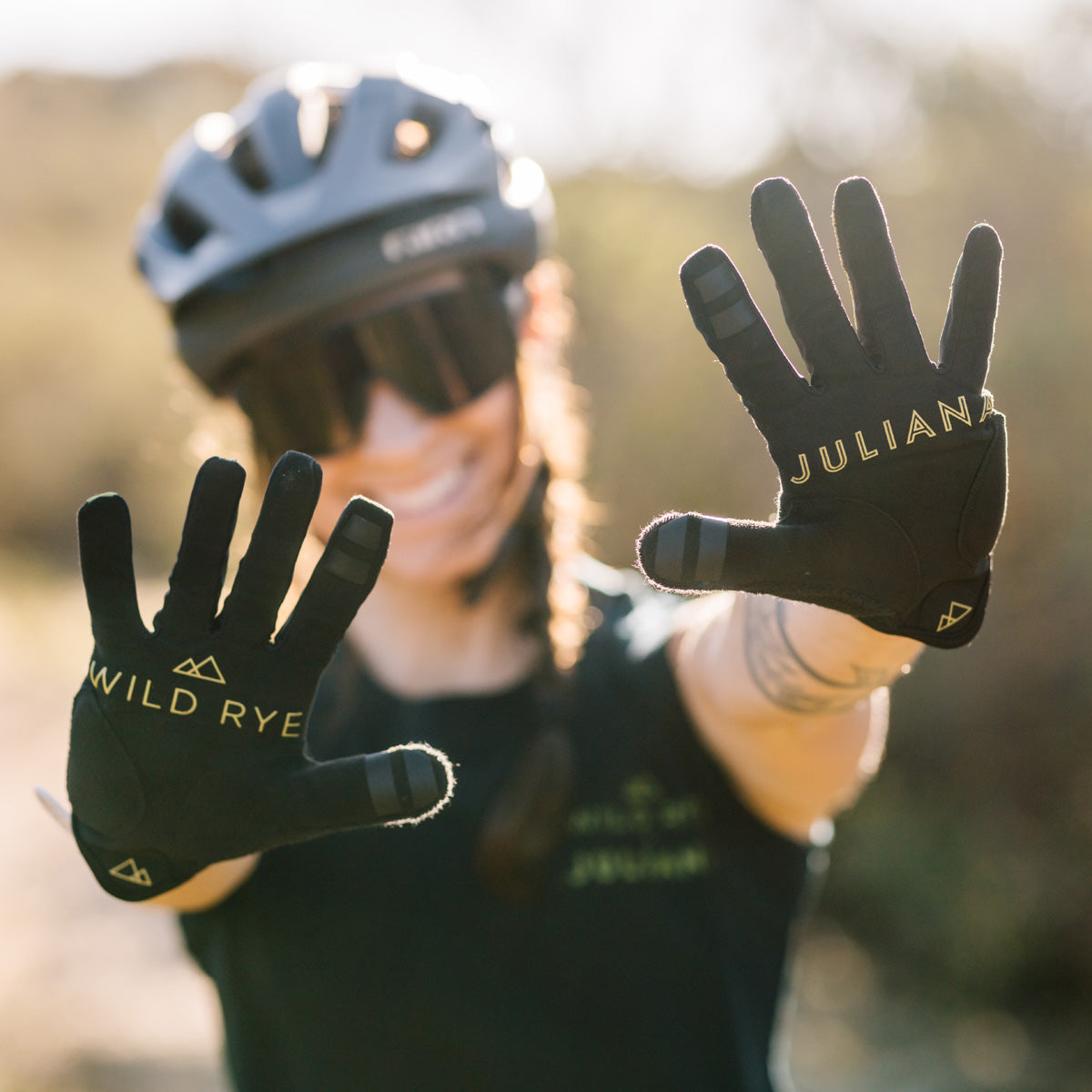 Juliana x Wild Rye Galena Gel Gloves